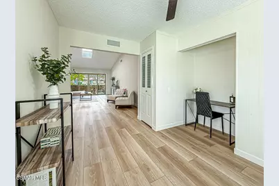 16181 Village 16, Camarillo, CA 93012 - Photo 18