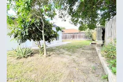 1070 Dennis Avenue, Simi Valley, CA 93065 - Photo 34