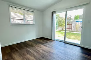 1070 Dennis Ave, Simi Valley, CA 93065 - Photo 26