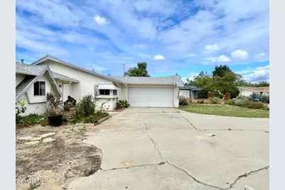 1561 Calzona Court, Simi Valley, CA 93065 - Photo 4