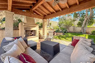 7204 University Dr, Moorpark, CA 93021 - Photo 2