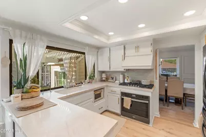 23503 Via Decano, Valencia, CA 91355 - Photo 8