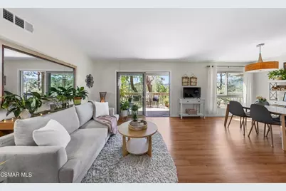 348 Chestnut Hill Court #23, Thousand Oaks, CA 91360 - Photo 2