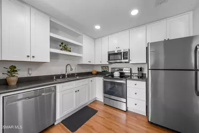 348 Chestnut Hill Court #23, Thousand Oaks, CA 91360 - Photo 14