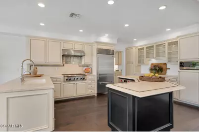 1917 Brittany Park Road, Camarillo, CA 93012 - Photo 20