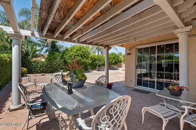 2863 Sapphire Avenue, Simi Valley, CA 93063 - Photo 36