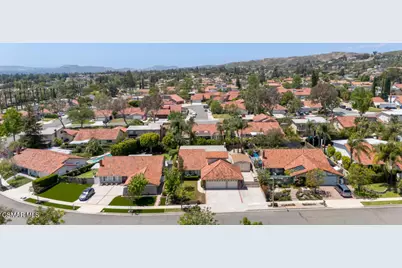 2863 Sapphire Avenue, Simi Valley, CA 93063 - Photo 44