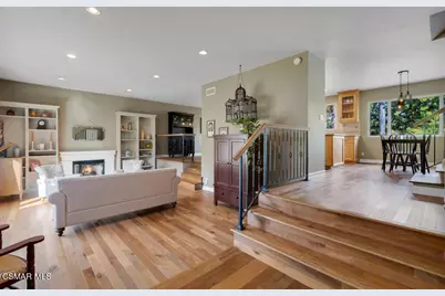 199 W Sidlee Street, Thousand Oaks, CA 91360 - Photo 2