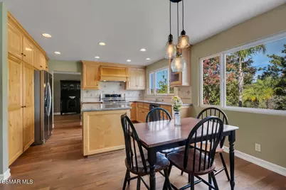 199 W Sidlee Street, Thousand Oaks, CA 91360 - Photo 6
