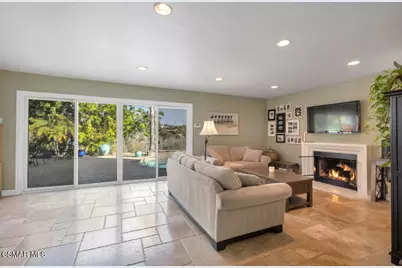 199 W Sidlee Street, Thousand Oaks, CA 91360 - Photo 22