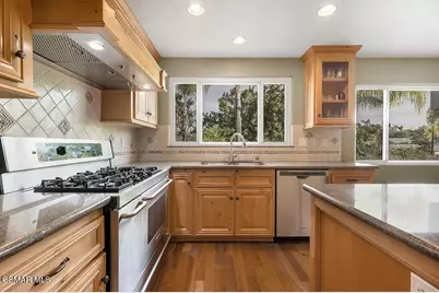 199 W Sidlee Street, Thousand Oaks, CA 91360 - Photo 20