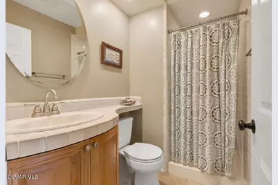 199 W Sidlee Street, Thousand Oaks, CA 91360 - Photo 28