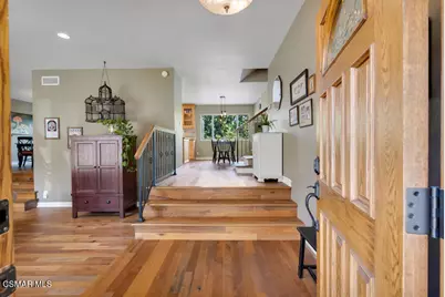199 W Sidlee Street, Thousand Oaks, CA 91360 - Photo 12