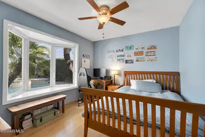 199 W Sidlee Street, Thousand Oaks, CA 91360 - Photo 30