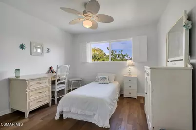 199 W Sidlee Street, Thousand Oaks, CA 91360 - Photo 34