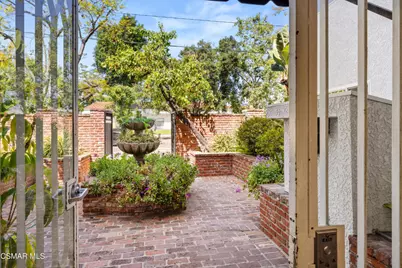 4950 Louise Avenue #301, Encino, CA 91316 - Photo 2