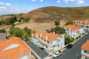 367 Westlake Vista Ln, Thousand Oaks, CA 91362 - Photo 2