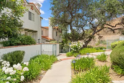 367 Westlake Vista Lane, Thousand Oaks, CA 91362 - Photo 4