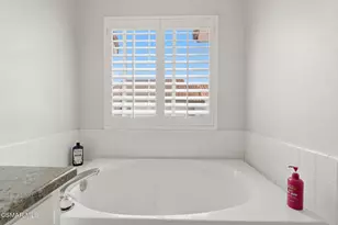 367 Westlake Vista Ln, Thousand Oaks, CA 91362 - Photo 22