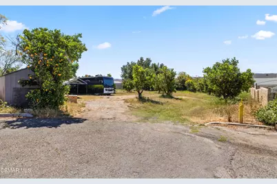 3035 Lipman Lane, Simi Valley, CA 93065 - Photo 2