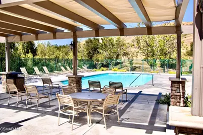 528 Yarrow Drive, Simi Valley, CA 93065 - Photo 20