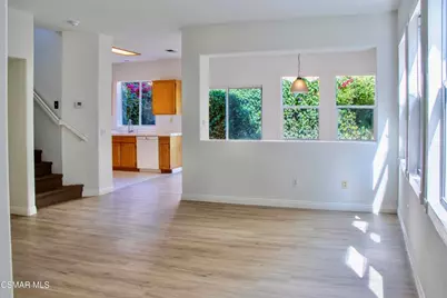 528 Yarrow Drive, Simi Valley, CA 93065 - Photo 2