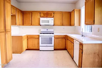528 Yarrow Drive, Simi Valley, CA 93065 - Photo 6