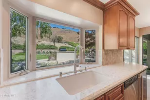 29507 Fountainwood St, Agoura Hills, CA 91301 - Photo 24
