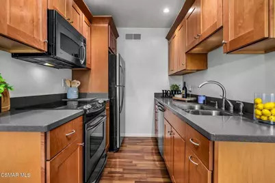339 S Catalina Avenue #320, Pasadena, CA 91106 - Photo 12