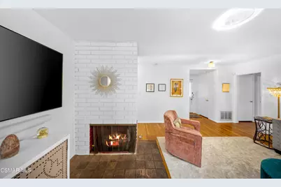 20428 Roscoe Boulevard, Winnetka, CA 91306 - Photo 10