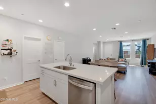 135 Farmhouse Dr, Simi Valley, CA 93065 - Photo 12