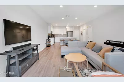 135 Farmhouse Drive #3, Simi Valley, CA 93065 - Photo 6