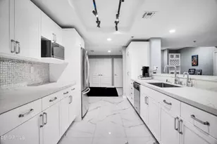 4348 Mammoth Ave, Sherman Oaks, CA 91423 - Photo 14