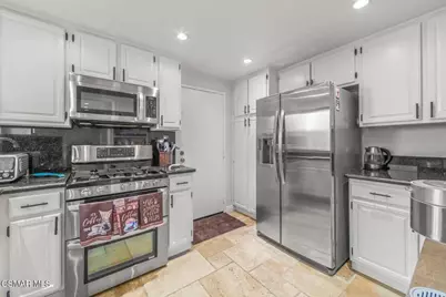 236 Country Club Drive #B, Simi Valley, CA 93065 - Photo 12