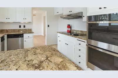 276 Knollwood Drive, Newbury Park, CA 91320 - Photo 18