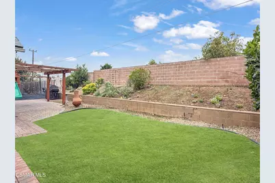 3021 Travis Avenue, Simi Valley, CA 93063 - Photo 32