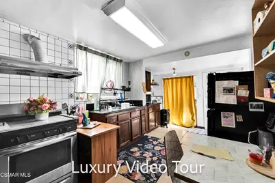 638 N Bunker Hill Avenue, Los Angeles, CA 90012 - Photo 14