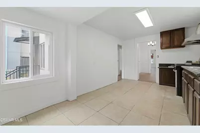 638 N Bunker Hill Avenue, Los Angeles, CA 90012 - Photo 16