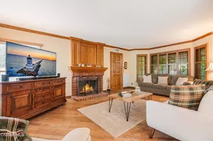 351 Buckboard Cir, Simi Valley, CA 93065 - Photo 20