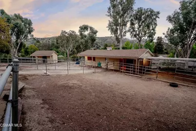 351 Buckboard Circle, Simi Valley, CA 93065 - Photo 4