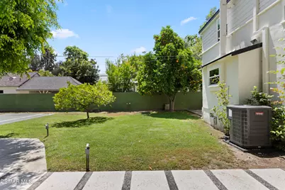 3914 Carpenter Avenue, Studio City, CA 91604 - Photo 16