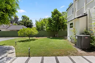 3914 Carpenter Ave, Studio City, CA 91604 - Photo 16