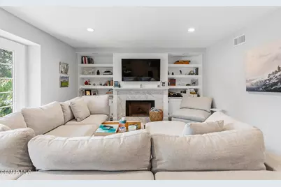 11894 Darby Avenue, Porter Ranch, CA 91326 - Photo 30