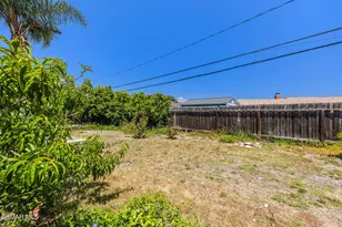 2991 Theresa Dr, Newbury Park, CA 91320 - Photo 32