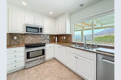 29414 Promontory Place, Agoura Hills, CA 91301 - Photo 18
