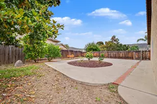 612 Azalea St, Thousand Oaks, CA 91360 - Photo 26