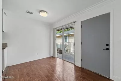 510 Spring Road #120, Moorpark, CA 93021 - Photo 4