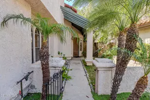 2704 Simi Hills Ln, Simi Valley, CA 93063 - Photo 2