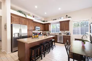 2094 Creekridge Ave, Simi Valley, CA 93065 - Photo 2