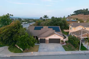 2094 Creekridge Ave, Simi Valley, CA 93065 - Photo 38